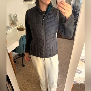 Athleta Grey Vest Size Small